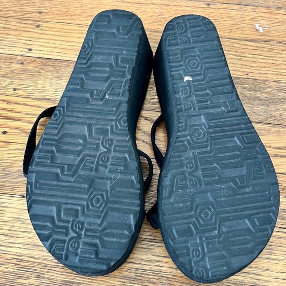 Teva Mush Mandalyn Ola Wedge Sandals - Size 8 - Picture 3 of 3